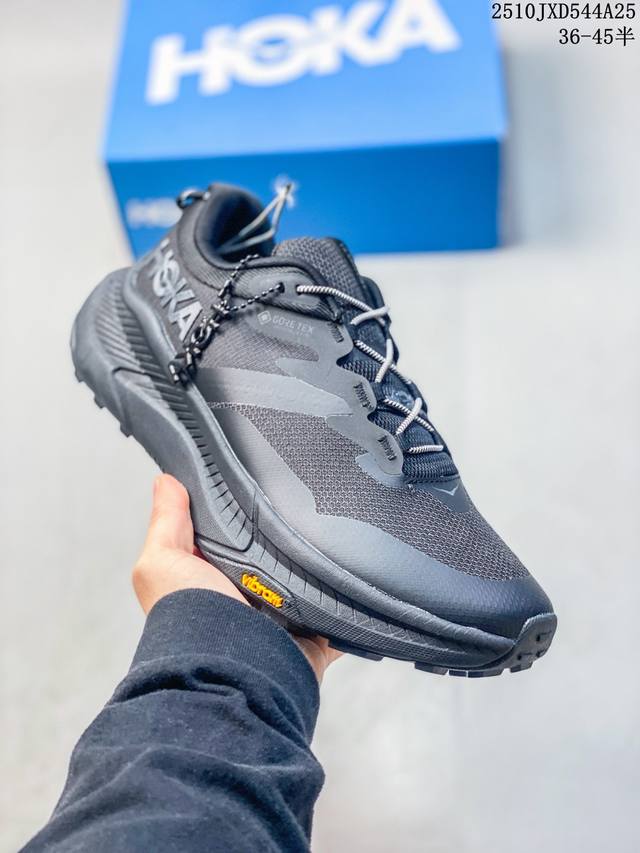 Authentic label with half sizes available. The North Face Altamesa 500 Sport Com