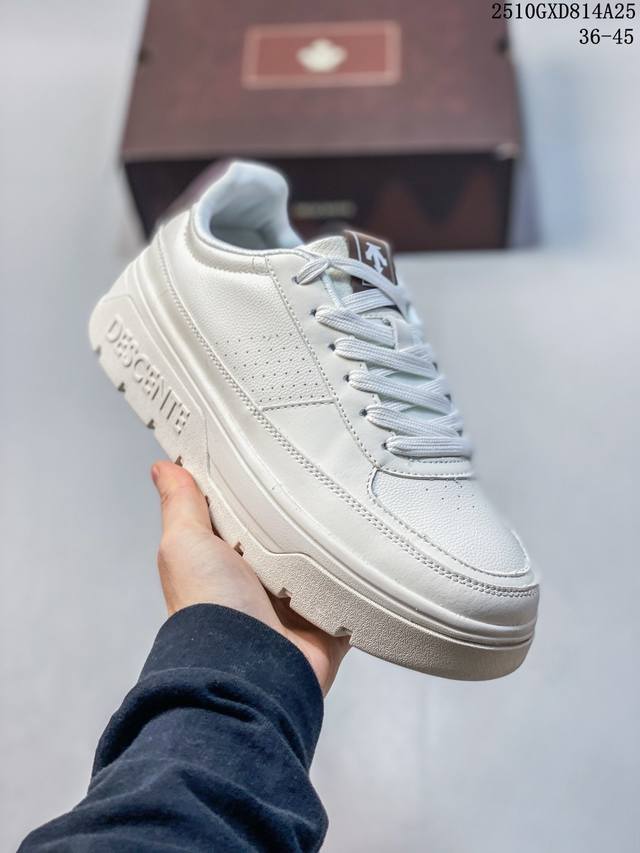 L Descente official release of these white sneakers, suitable for technical rout