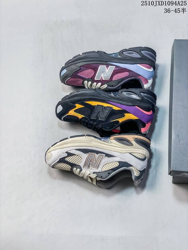 Authentic label with half sizes available. Kith X New Balance Nb 2010 Purple/Bla