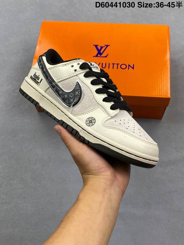 Air Force 1. Made with original quality last and cardboard, this authentic Air F