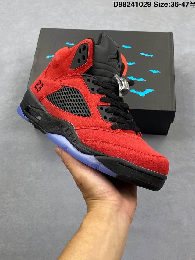 Air Jordan 5 Retro Wolf Grey High-Top Reissue. This high-top Jordan basketball s