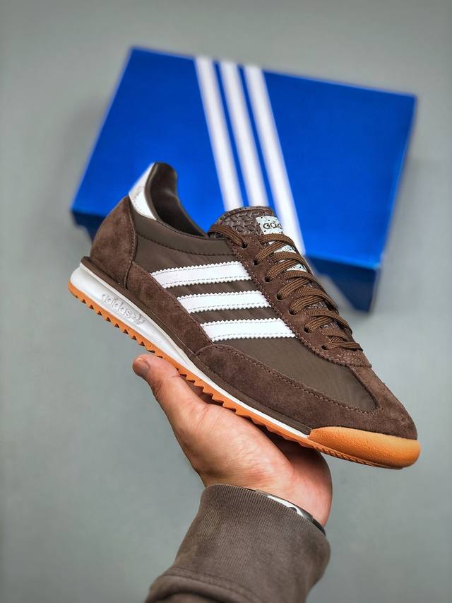 E Adidas SL 7 GW Series German Training Football Style Versatile Low-Top Casual