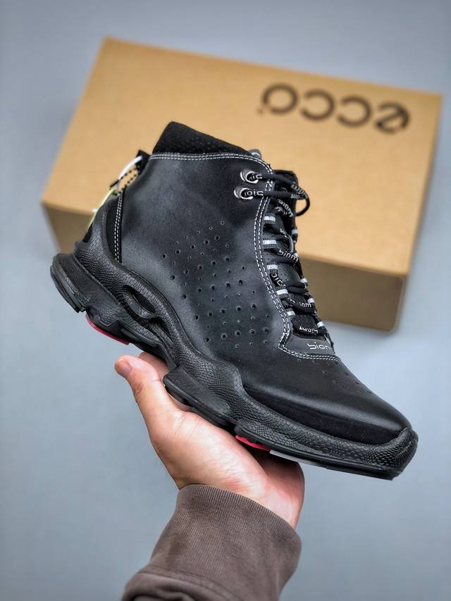 KL Ecco Classic Chunky Shoes. Made with modern craftsmanship and premium calfski