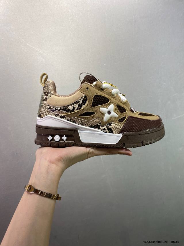 Louis Vuitton Lv Trainer sneakers, latest colorway, basketball style sneakers. D