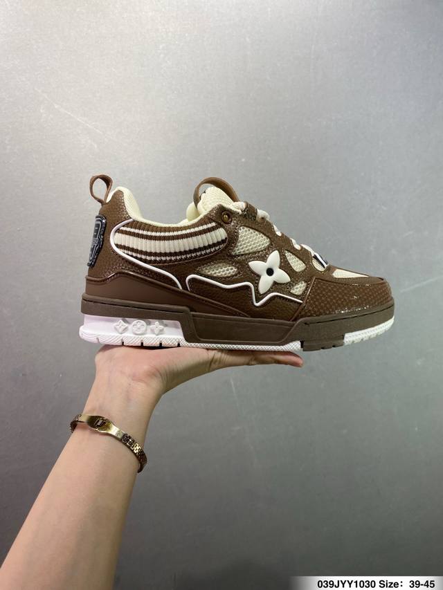 Louis Vuitton Lv Trainer sneakers, latest colorway, basketball style sneakers. D