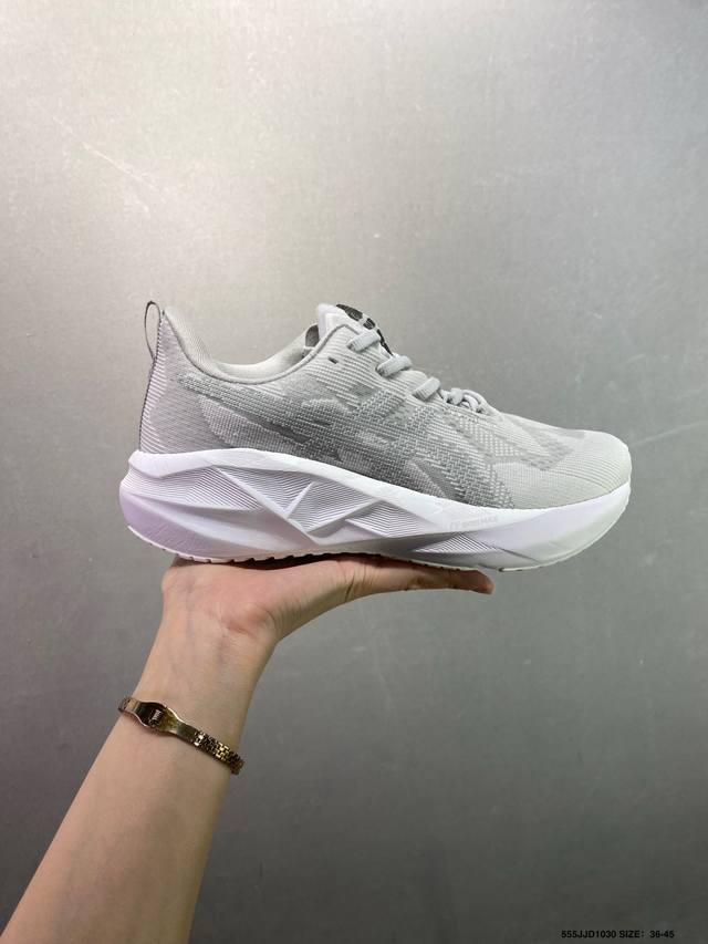 Asics Novablast 5 Le Lightweight Running Shoes (Ddd) Low-top Lightweight Breatha