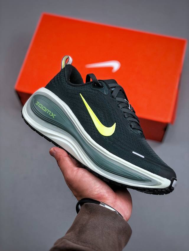 Nike Vomero Plus Run Comfortable Cushioning Anti-slip Low-top Running Shoes Hv8