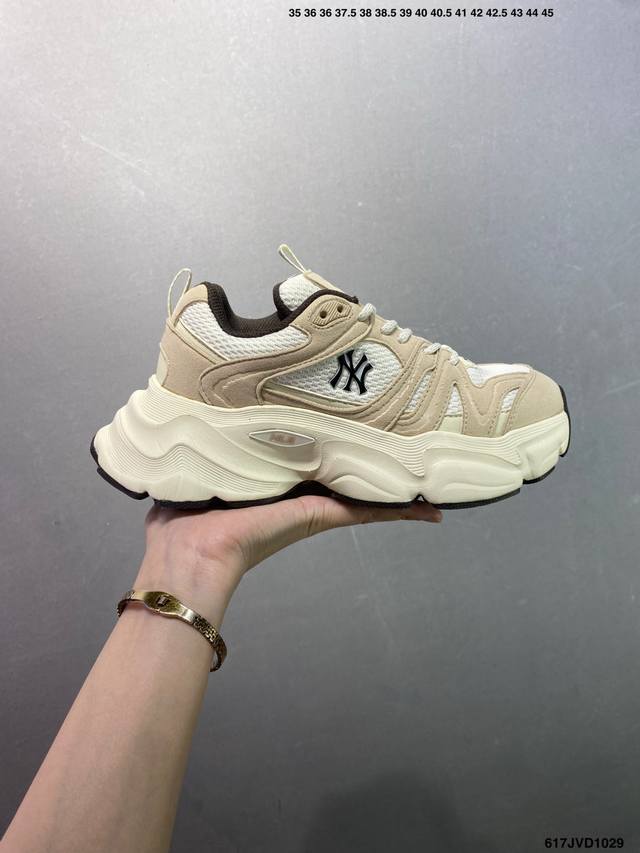 Company Grade Mlb New York Yankees This Mlb model not only incorporates the name