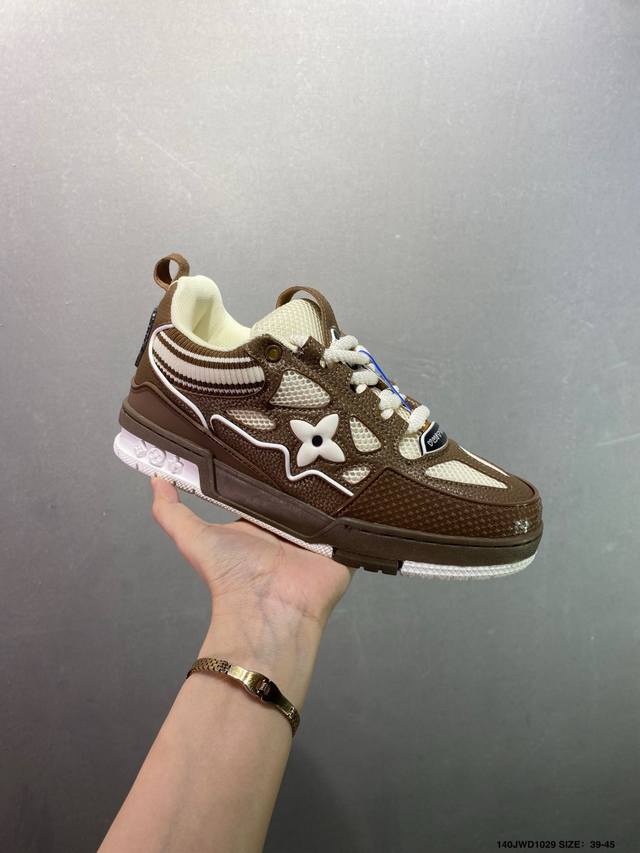 Company-grade Louis Vuitton (LV) sneakers, new Lv Trainer colorway, basketball s