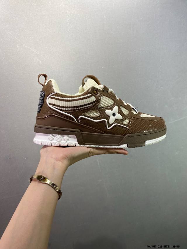 Company-grade Louis Vuitton (LV) sneakers, new Lv Trainer colorway, basketball s