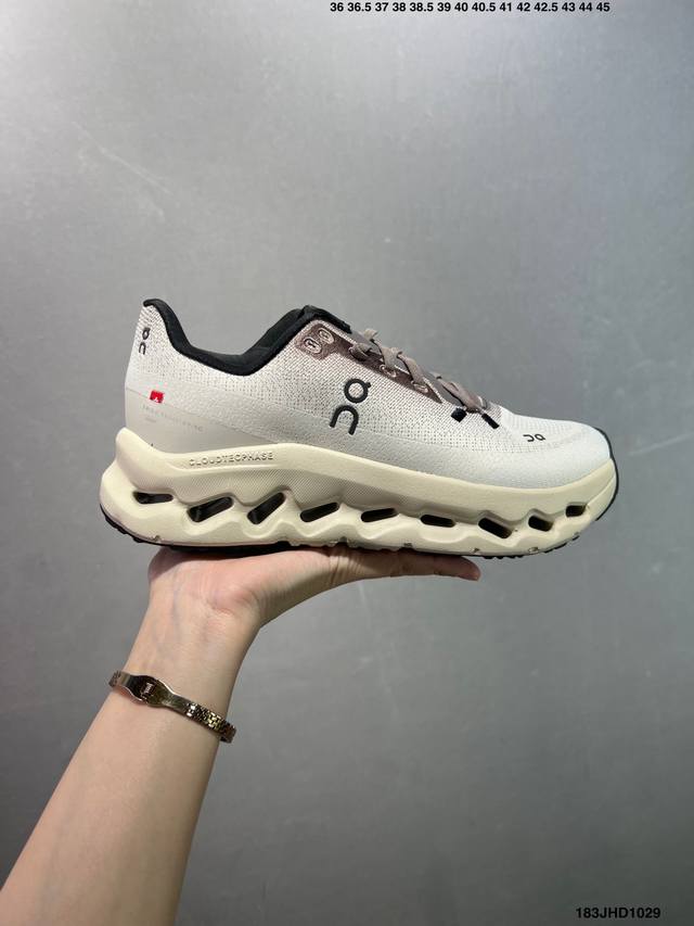 On Cloudzone Comfortable, Versatile, Non-slip, Wear-resistant, Low-top Casual Ru