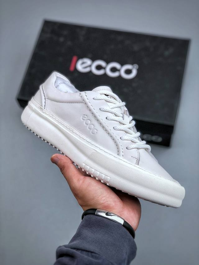 Ecco Men's Casual White Sneakers - Simple, durable, and refreshing design; versa
