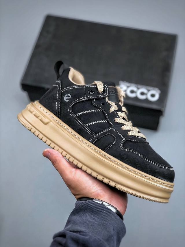 T Ecco, a popular new style on Xiaohongshu (Little Red Book), versatile casual s