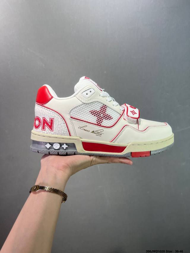 Louis Vuitton Lv Trainer sneakers, latest colorway, basketball style sneakers. D