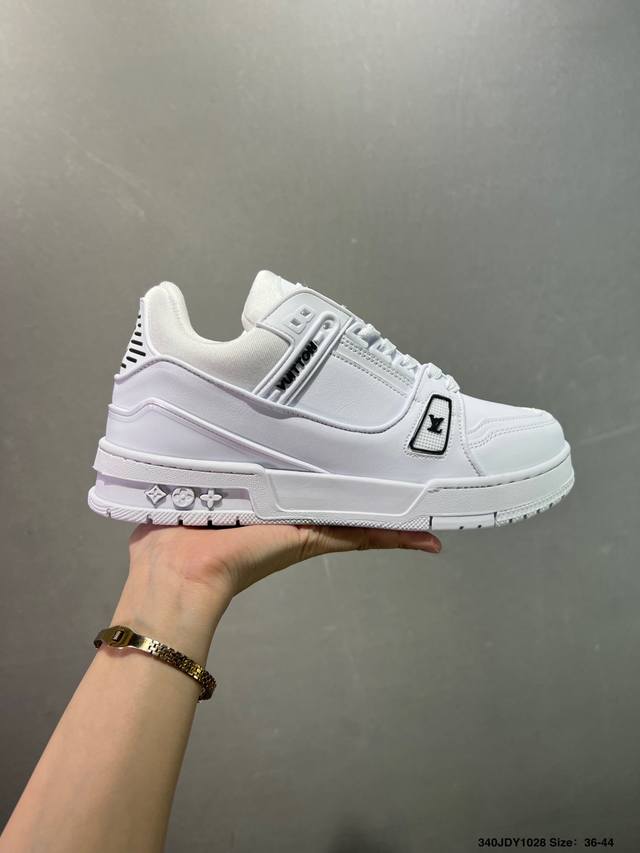 Louis Vuitton Lv Trainer sneakers, latest colorway, basketball style sneakers. D