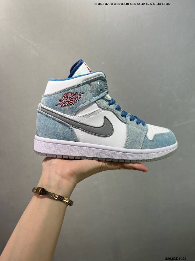 Nike Air Jordan 1 Retro Mid AJ1 Jordan 1 Mid-Top Classic Retro Culture Casual Sp