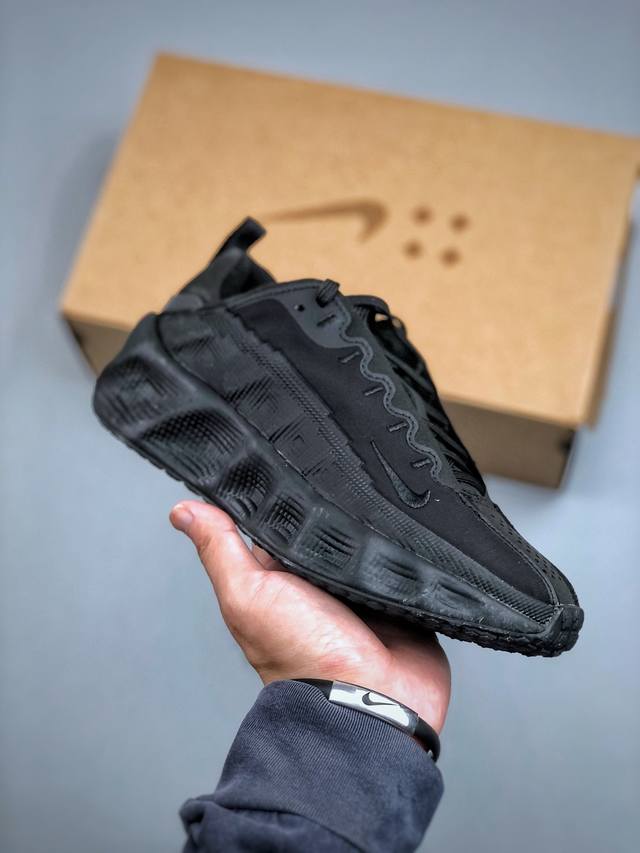 S version Nike Vomero Premium running shoes, featuring superior cushioning and e