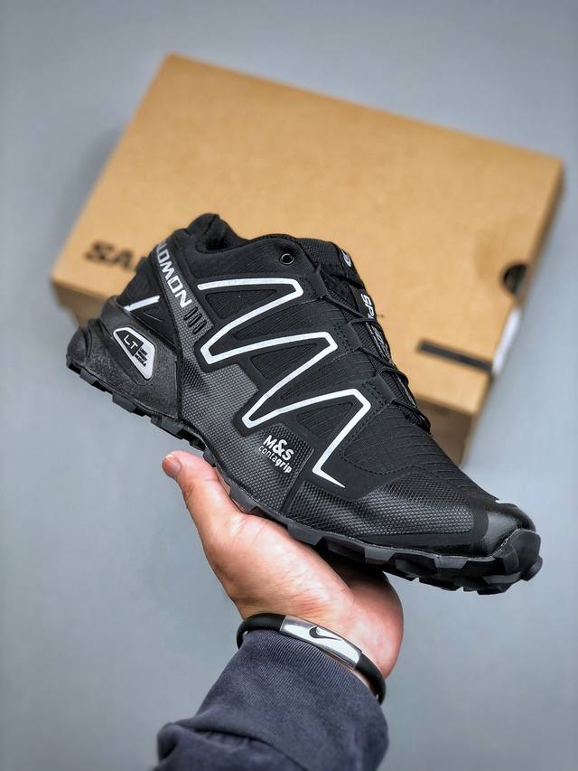 Salomon Speedcross 3 Simple, Comfortable, Non-Slip Low-Top Outdoor Performance S