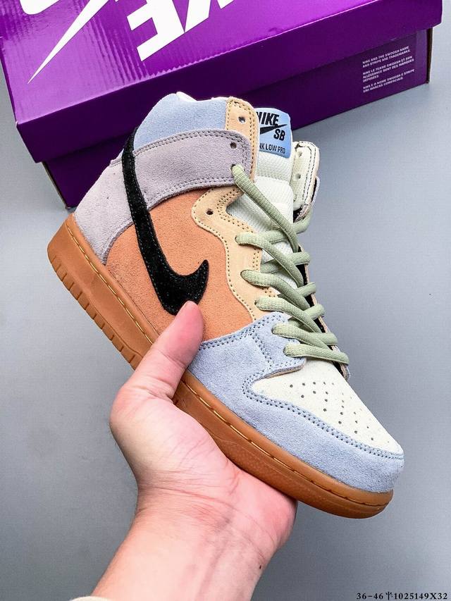 Nike Dunk SB High series casual sports sneakers. The thickened tongue padding gr