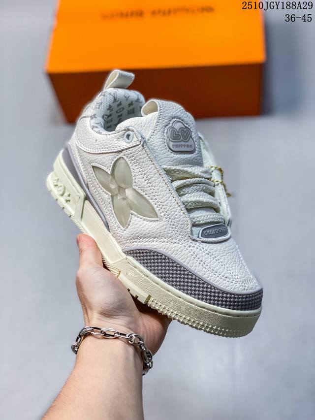 Authentic Louis Vuitton Trainer Sneaker Low, Brand New, Casual Sportswear Style,