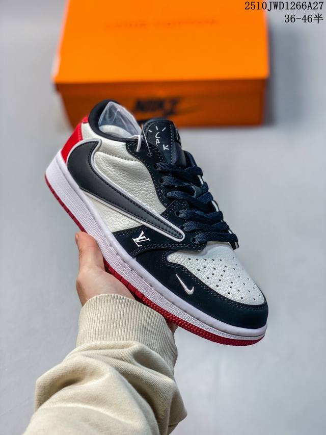 Features a soft cowhide and pigskin upper, EVA cushioning insole, built-in air u