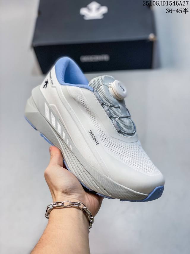 Company Grade Descente Lavitate Wire 3.0 Comfortable, Versatile, Non-Slip, Wear-