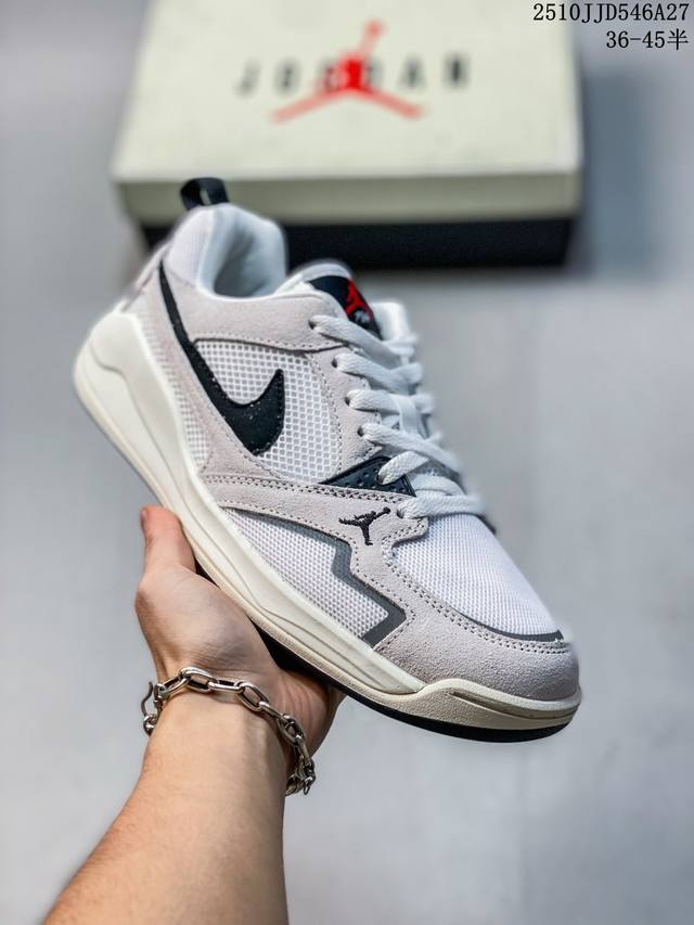 Authentic label half size Nike Women's Jordan Cmft Era Low-top Basketball Shoes