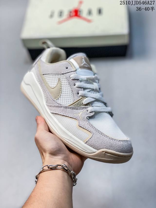 Authentic label half size Nike Women's Jordan Cmft Era Low-top Basketball Shoes