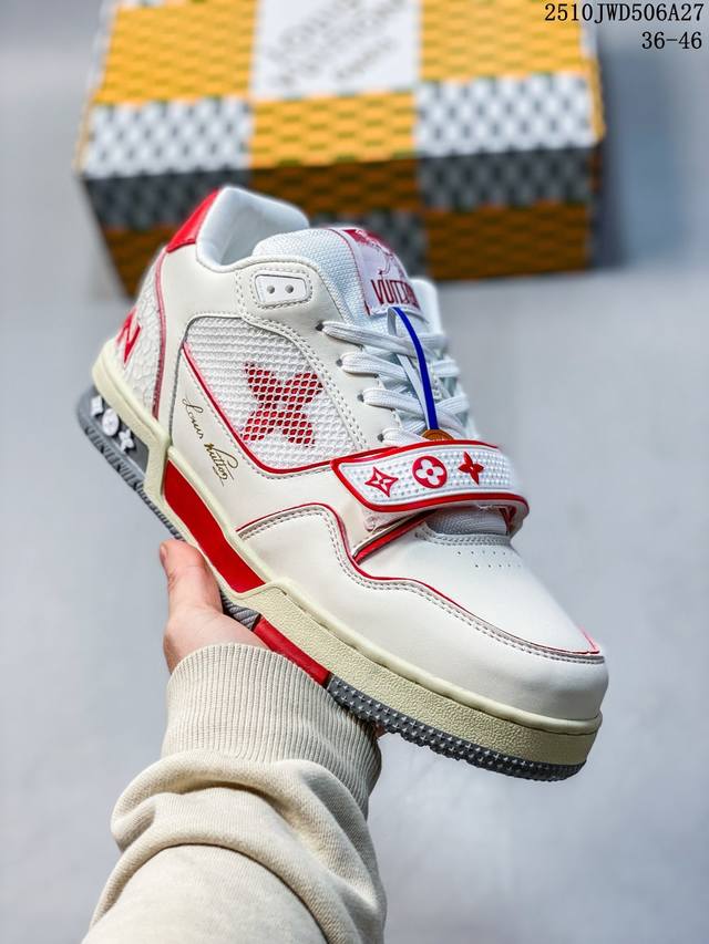 Louis Vuitton Lv sneakers New Lv Trainer latest colorway sneakers Lv brand baske