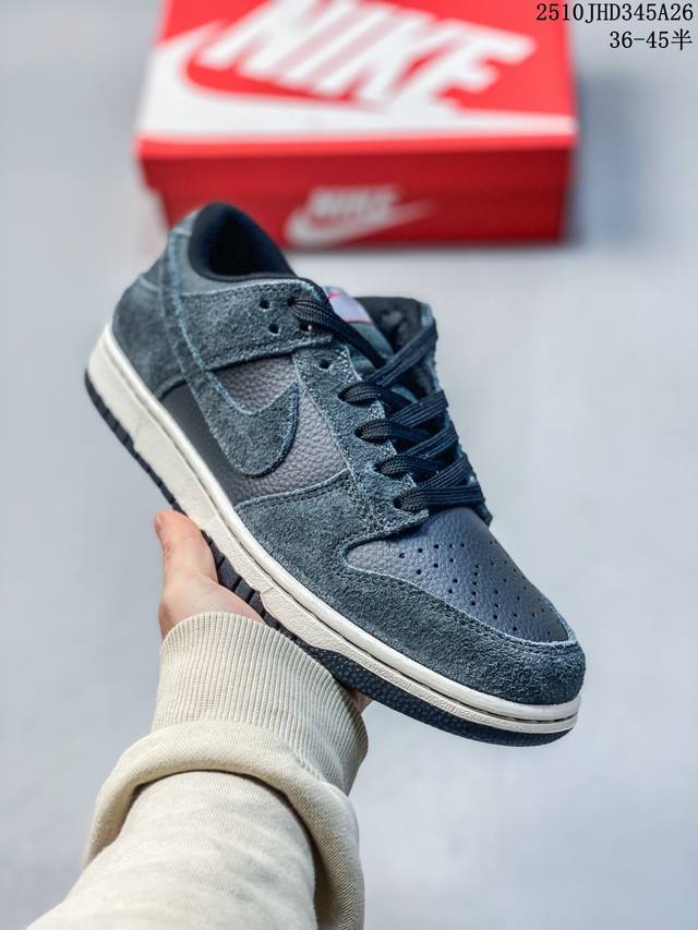 Authentic Nike SB Zoom Dunk Low sneakers, classic and versatile casual athletic