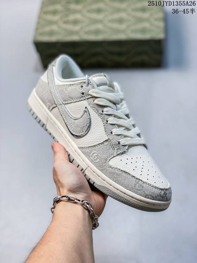Authentic Nike SB Zoom Dunk Low sneakers with half sizes. These classic, versati