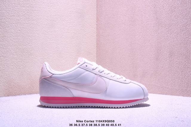 Nike Classic Cortez Men's Classic Lightweight Comfortable Running Shoes The pur