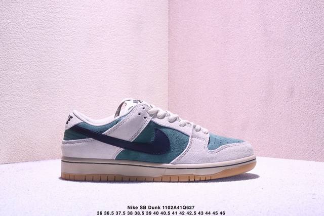 Nike SB Dunk Low SB series retro low-top casual sports skateboarding shoes. Fea