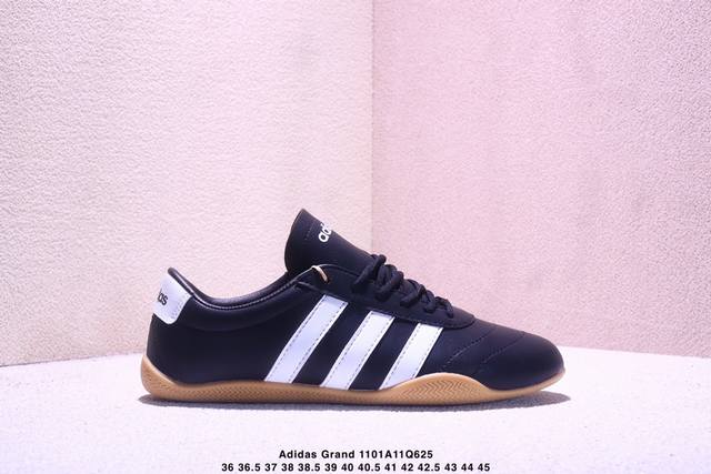 Adidas men's and women's shoes, authentic label, half-size system, developed fro