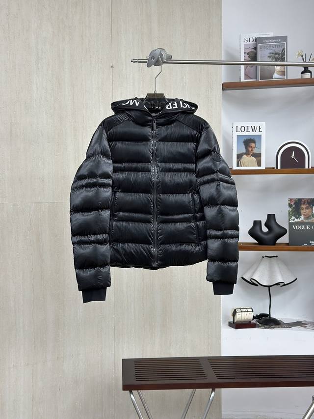 Top-tier version 22Fw New glossy hooded logo couple style #056# Moncler Tharon b