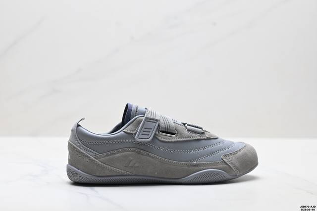 Company-grade Adidas Urban Reverie Comfortable, Versatile, Durable Low-top Adida