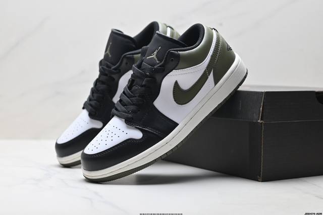 Authentic Nike Air Jordan 1 Low AJ1, Nike Low-Top Casual Sneakers, Official Colo