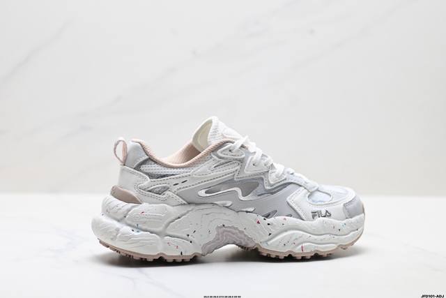 Company Grade Fila Fern Low-Top Sneakers, New Outdoor Dad Shoes, Reflective Cas