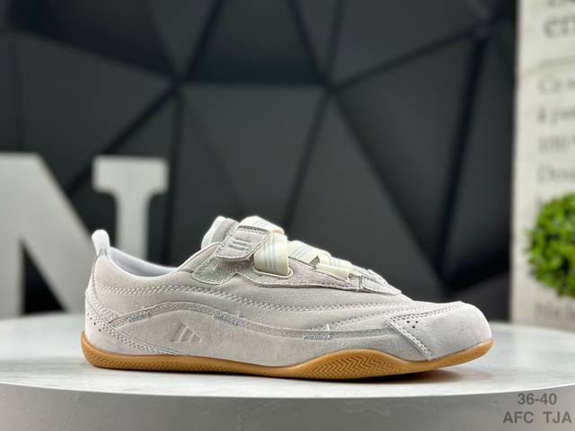 Adidas Urban Reverie Js0151 Adidas Comfortable and Stylish Velcro Anti-slip and