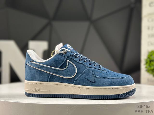 Nike Air Force 1 '07 Low, low-top athletic and casual shoes. Features a complex