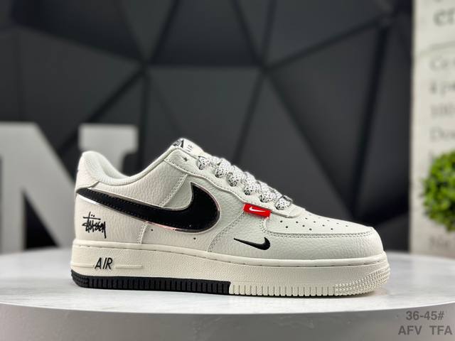 Nike Air Force 1 '07 Low, a low-top athletic and casual shoe. Features a comple