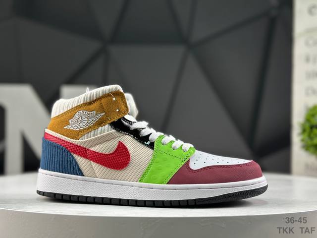 Nike Jordan Air Jordan 1 Comfortable, Versatile, Non-slip, Durable Mid-top Retr