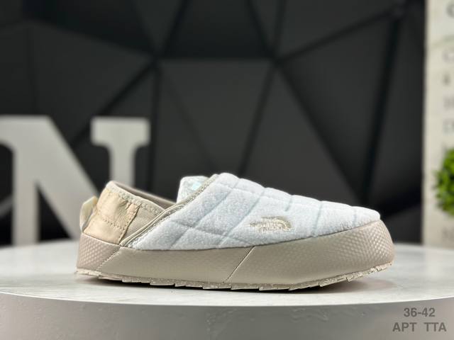 The North Face Thermoball Traction Winter Fleece-Lined Breathable Lightweight Sl