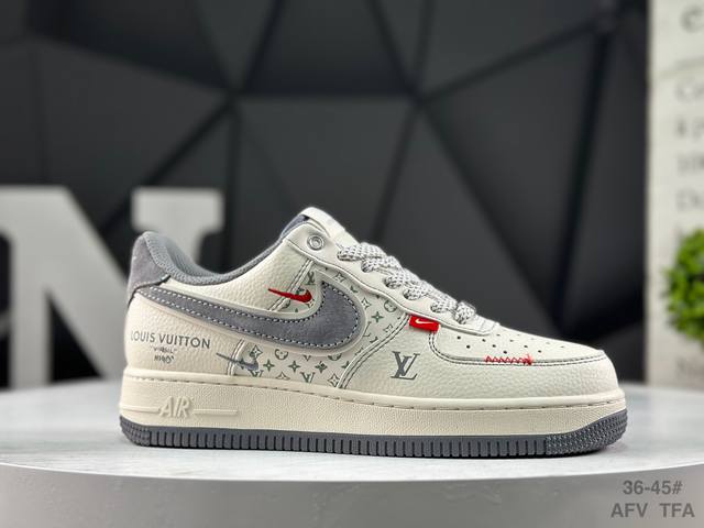 Nike Air Force 1 '07 Low, low-top athletic and casual shoes. Features a complex