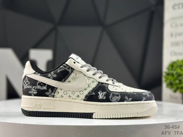 Nike Air Force 1 '07 Low, low-top athletic and casual shoes. Features a complex