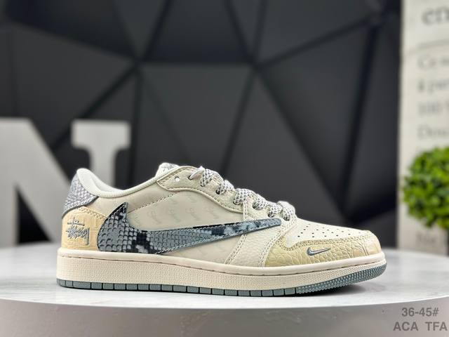 Nike Air Jordan 1 X Travis Scott AJ1 Reverse Swoosh Jordan 1 'DIY' Custom Nike