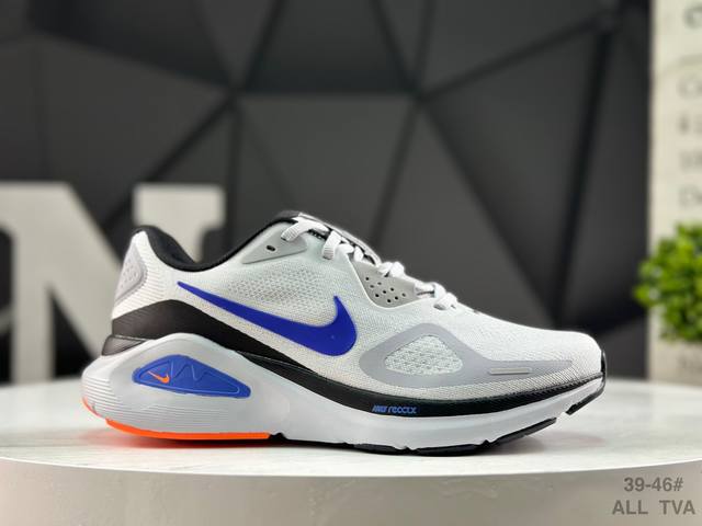 Nike Air Zoom Structure 26 Lightweight Running Shoes feature a breathable engin