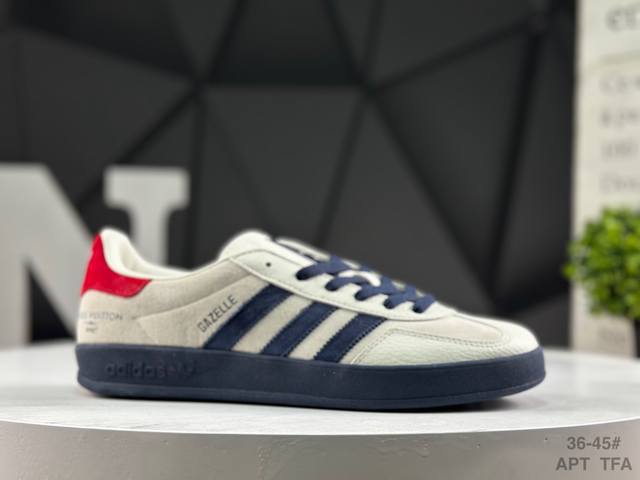 Adidas Samba Og Classic Shoe Model The Adidas Samba Og, a classic shoe model wi