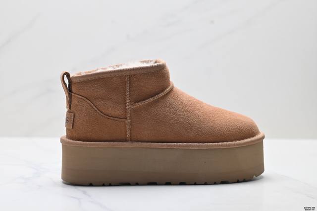 Company Grade Ugg Classic Ultra Mini Platform Lightweight and Comfortable Suede