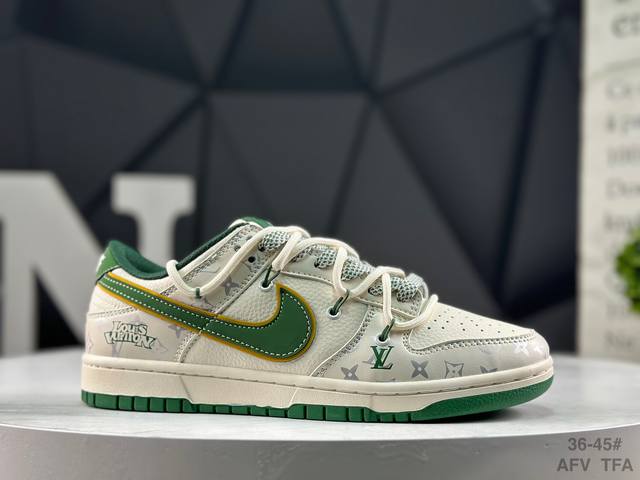 Nike SB Dunk Low - Highly Recommended Original Factory Product. Made with origi